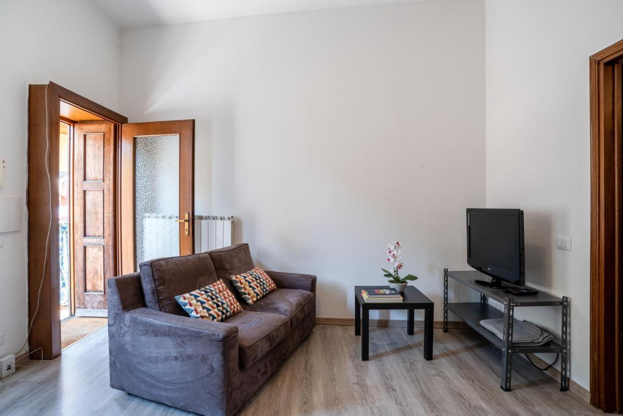 Como Renovated Apartment Luaran gambar